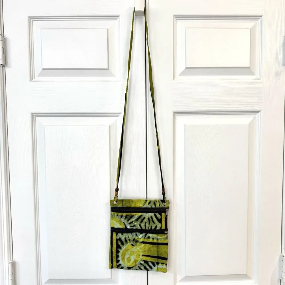 Vintage 90s Handmade Batik Crossbody Bag Green Black Zip Purse Boho Festival
